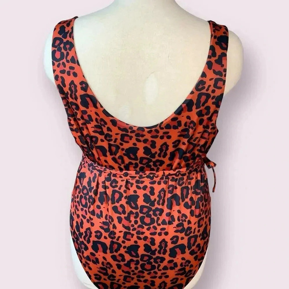Fashion Nova One Piece Plunging Wrap Around Swimsuit Plus Size 3X Animal Print - Picture 2 of 16